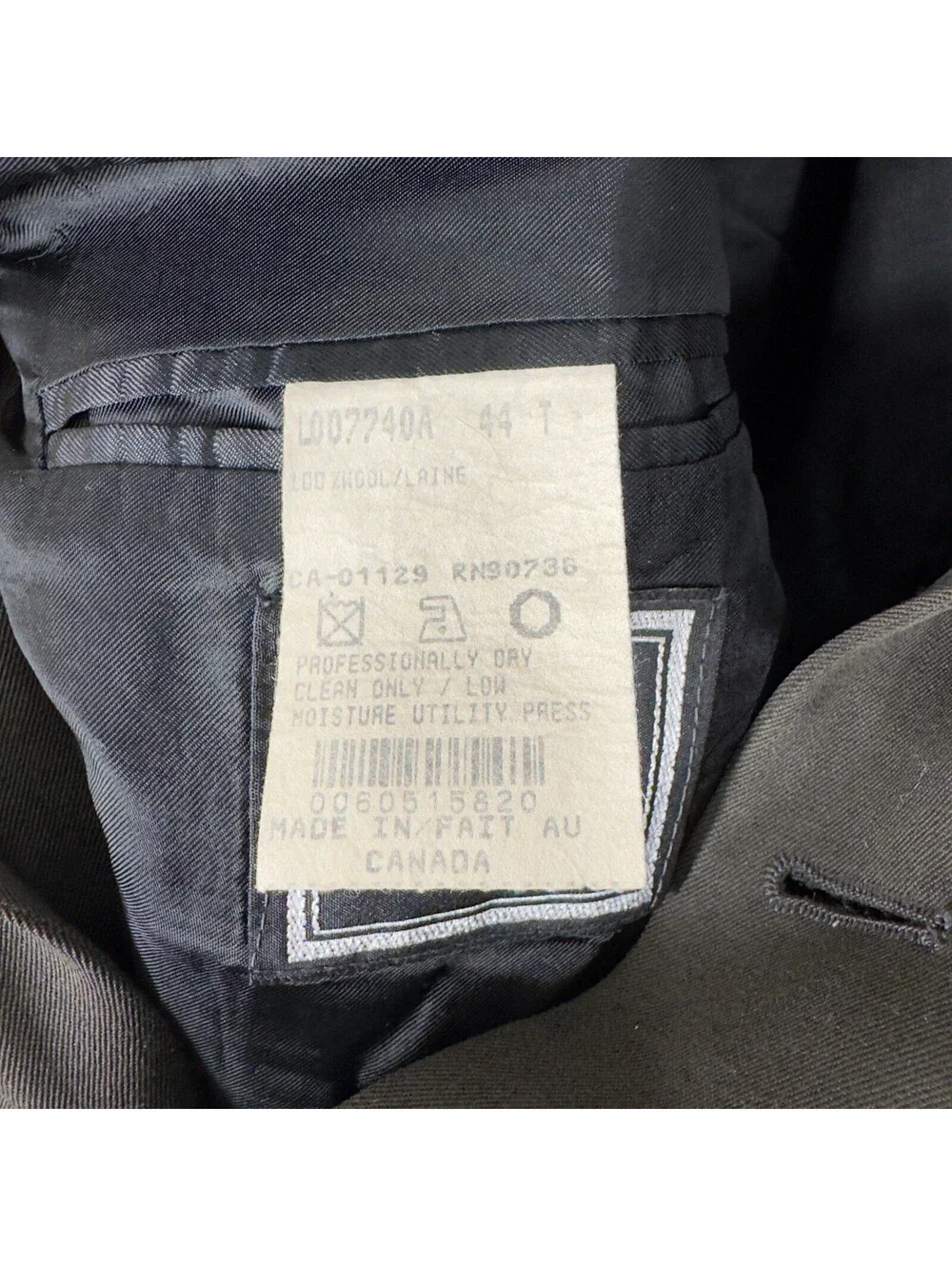 Dillard's Blazer Men 44 Gray Button Up Collared Long Sleeve Wool Career Pockets